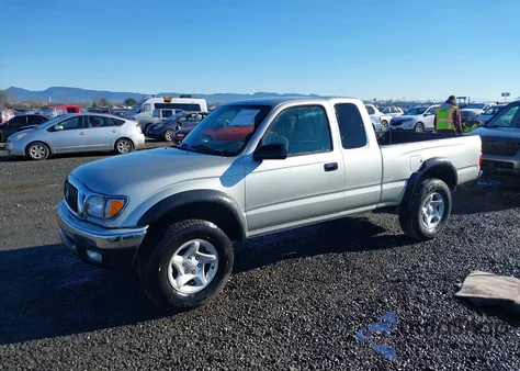 2004 Toyota Tacoma z USA, uszkodzony, nr VIN 5TEWM72N04Z344465